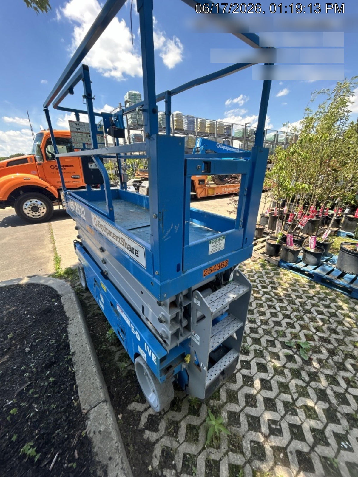 2022 GENIE GS-2632