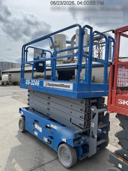 2022 GENIE GS-3246