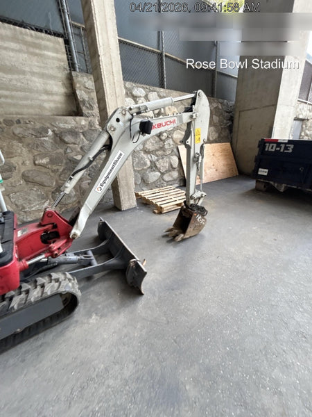 2023 TAKEUCHI TB216R
