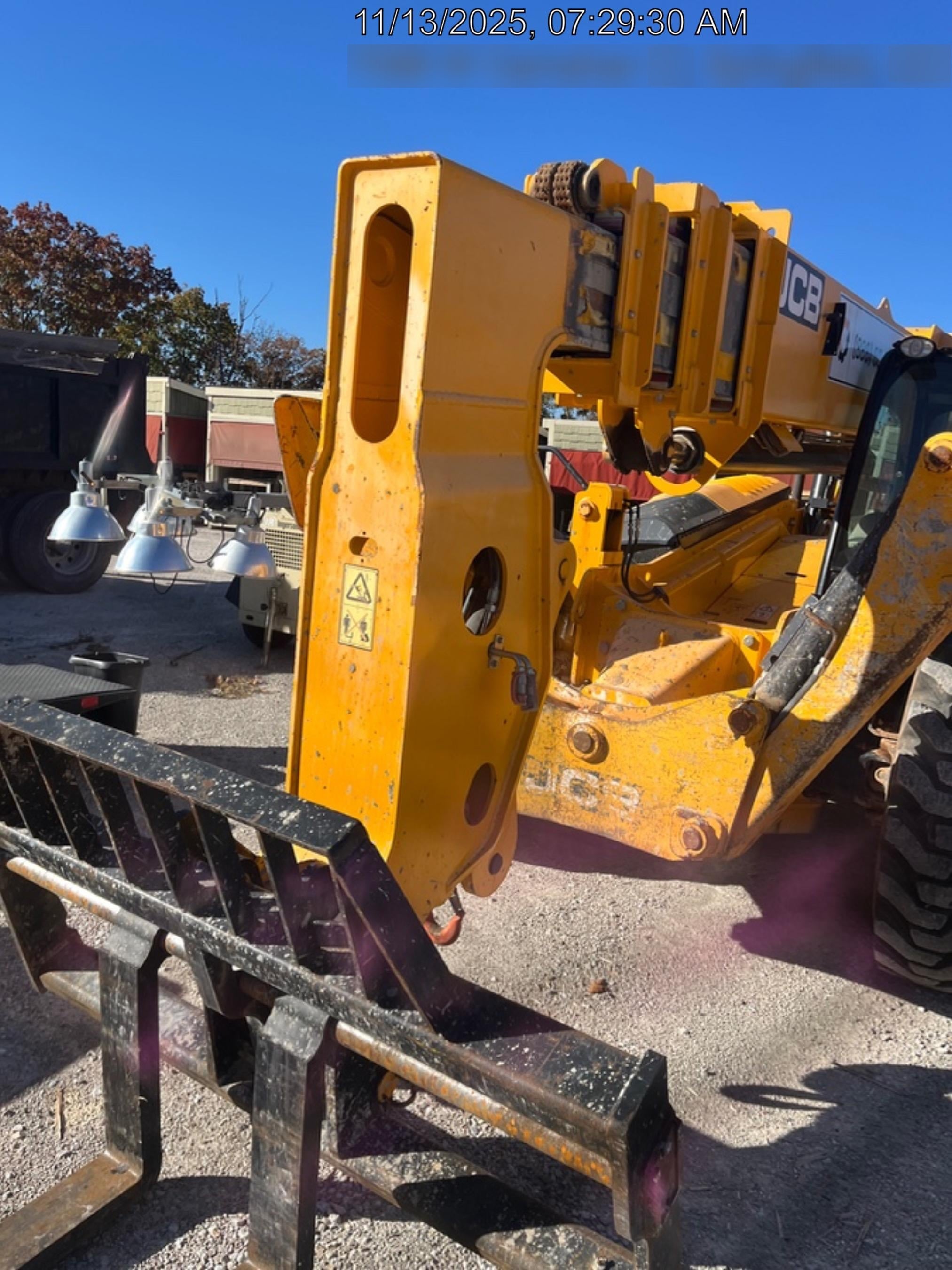 2020 JCB 510-56