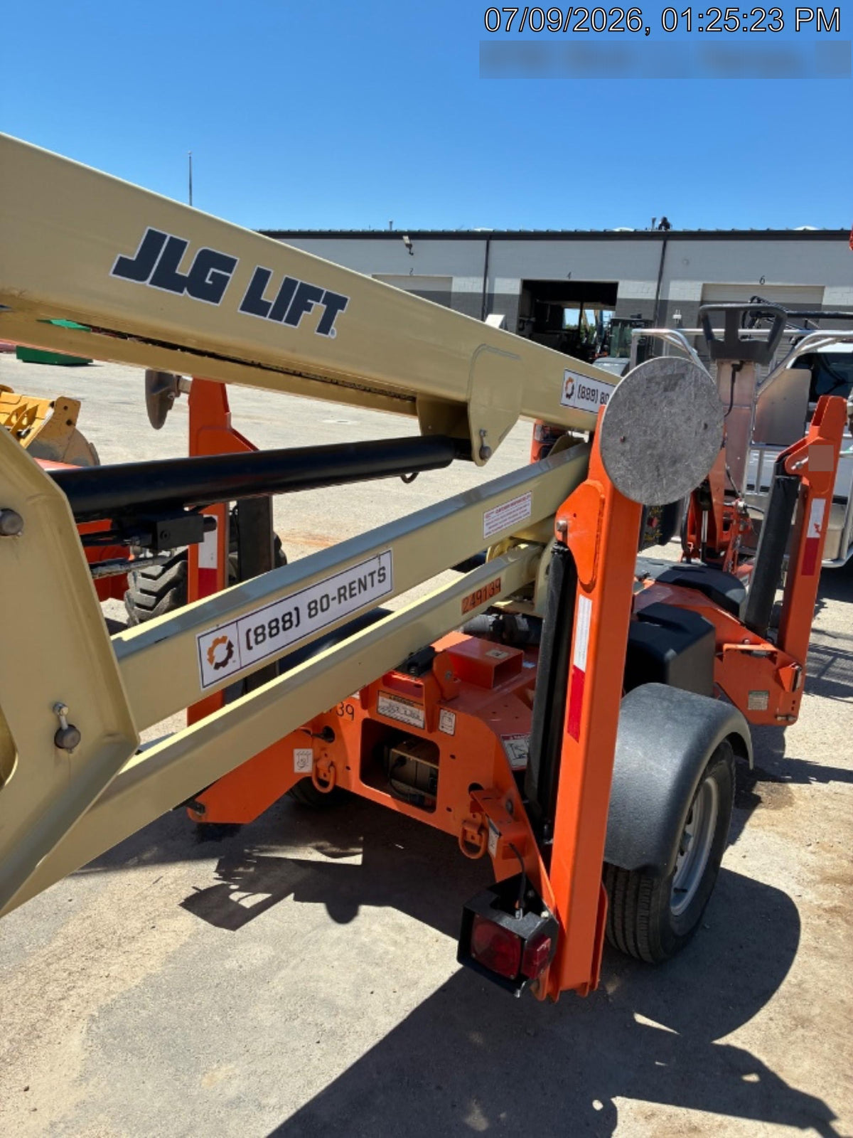 2022 JLG T350