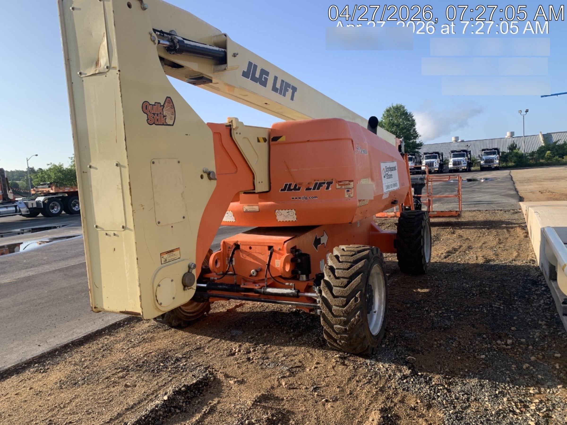2019 JLG 800AJ