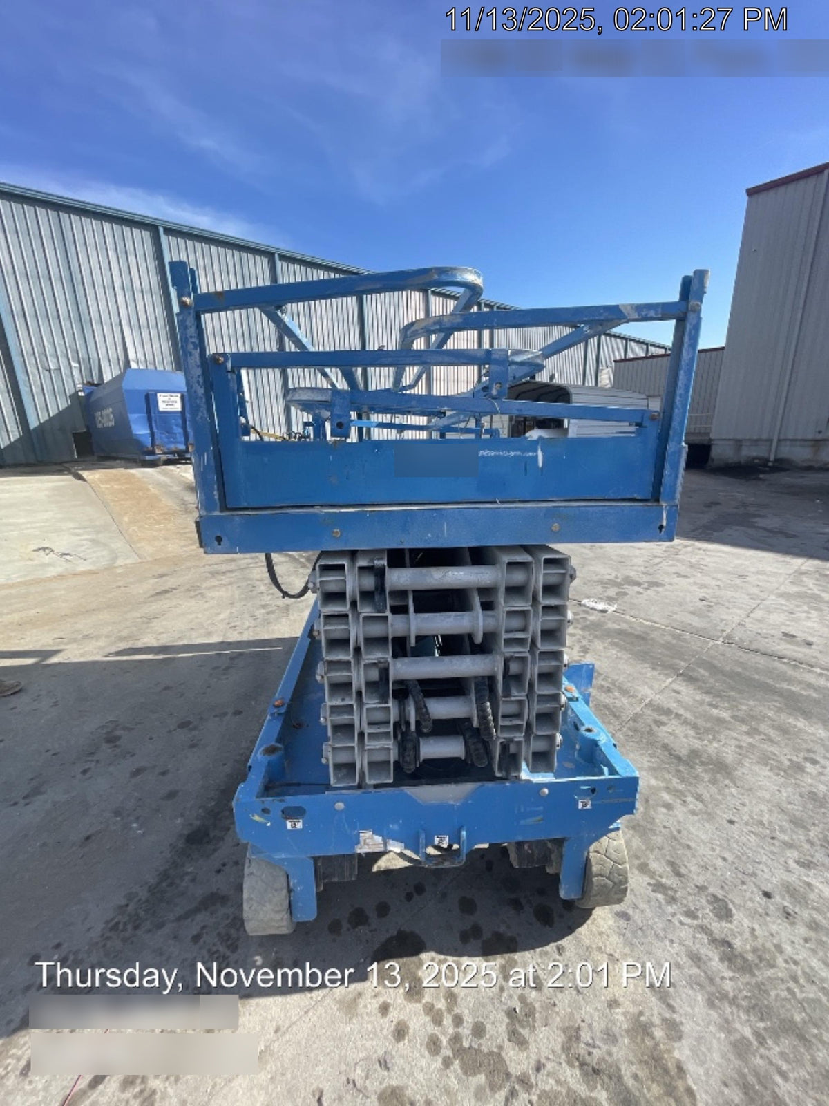 2019 Genie GS-4047 Folding rails with half height swing gate