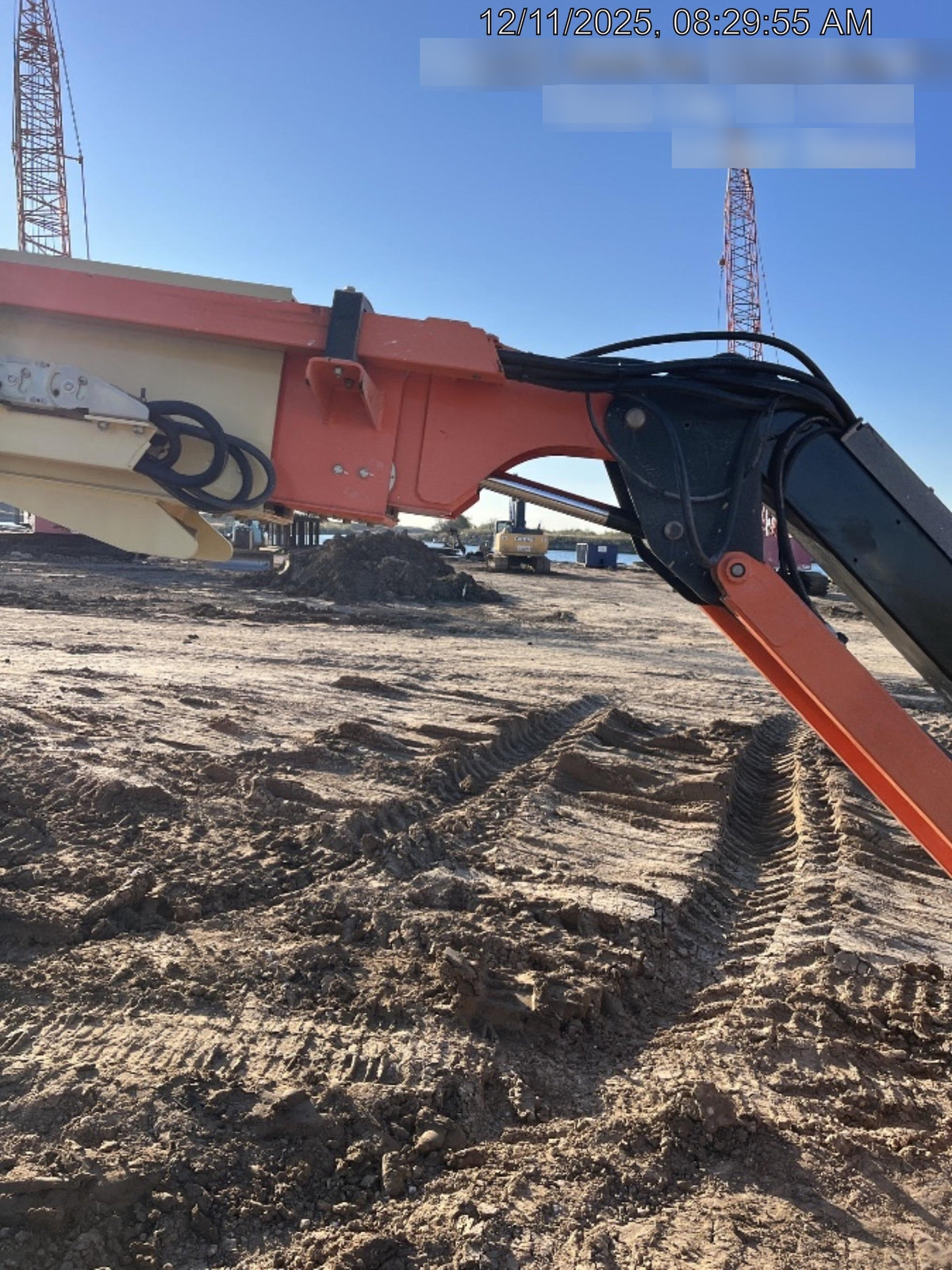 2021 JLG 660SJ Quad Track