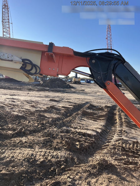 2021 JLG 660SJ Quad Track