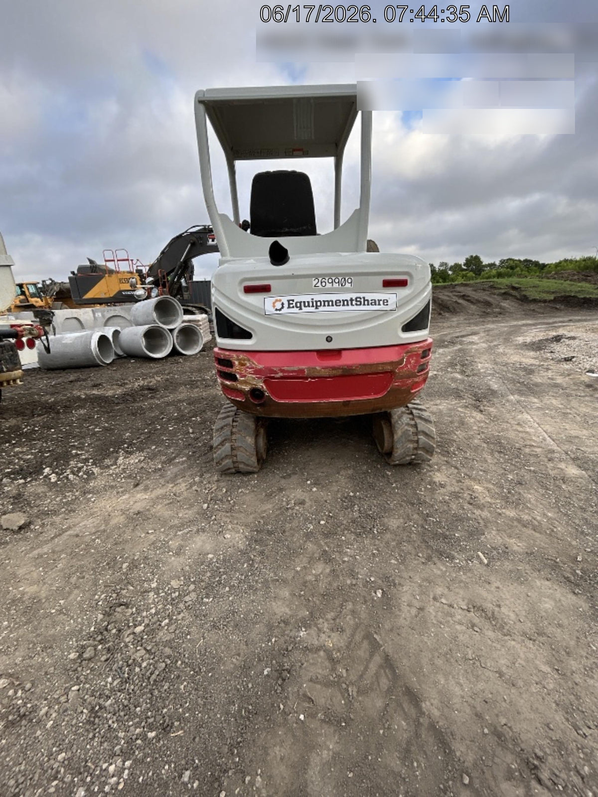 2022 TAKEUCHI TB235-2R