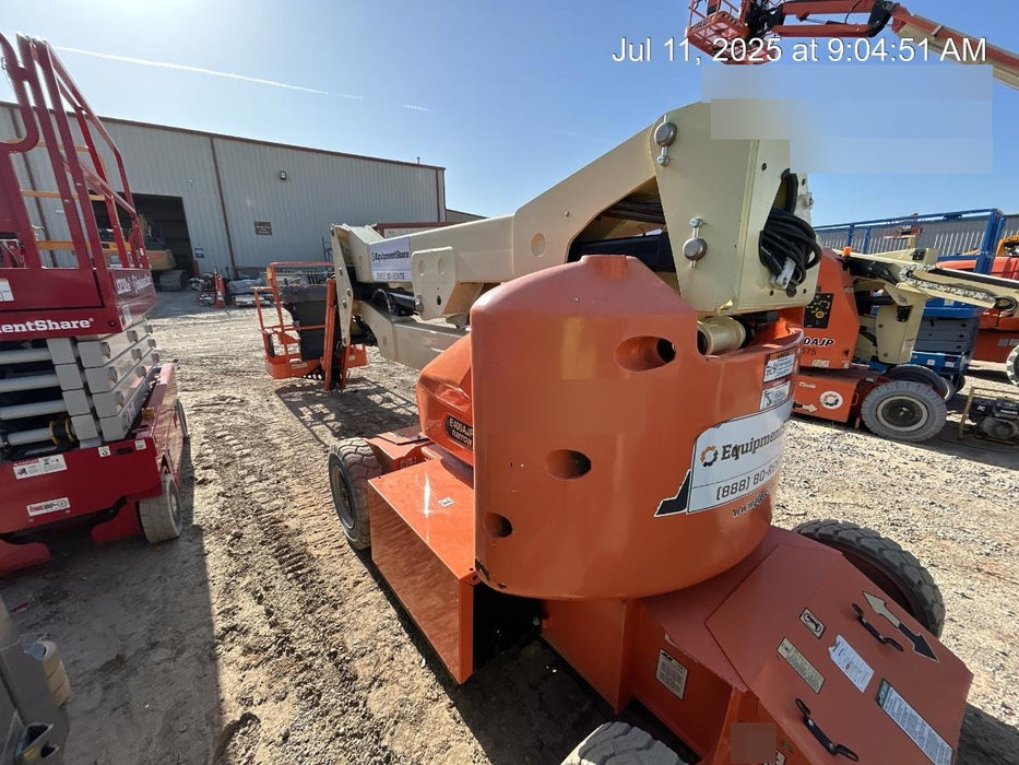 2018 JLG E400AJP