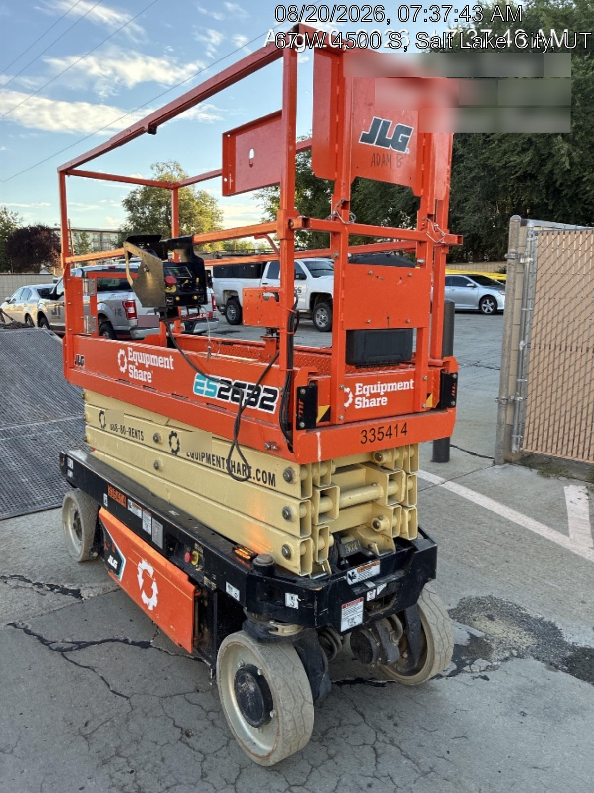 2023 JLG ES2632