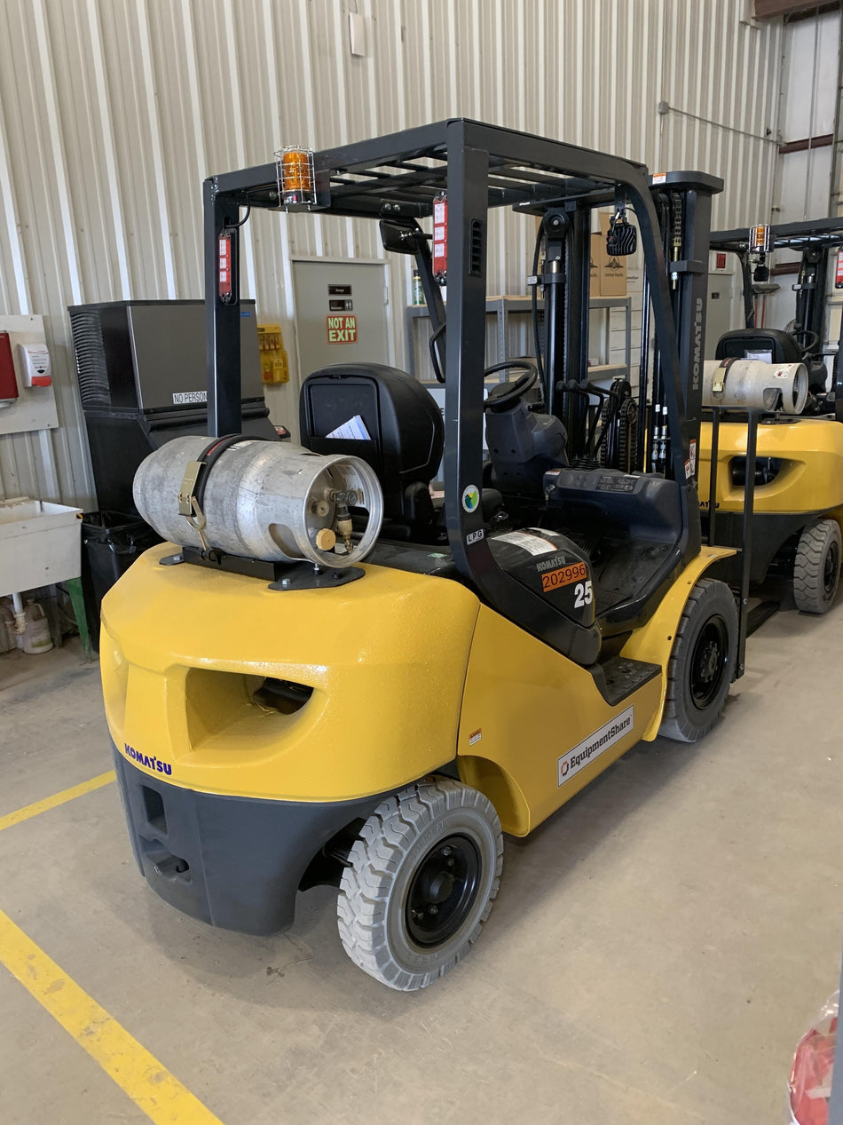 2022 KOMATSU FG25T-16