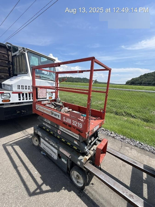 2019 Skyjack SJIII-3219 Skyjack SJIII3219 Standard w/Trojan Batteries