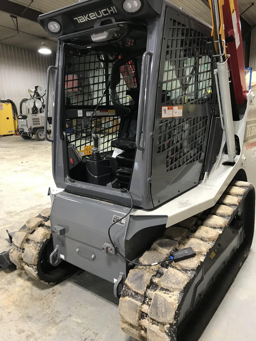 2021 TAKEUCHI TL8R2-CR