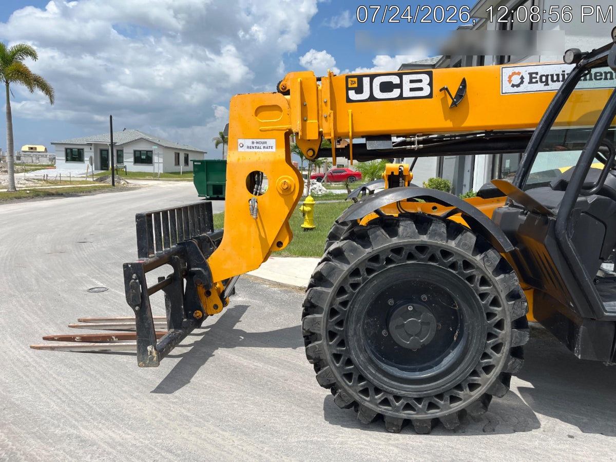 2022 JCB 509-42