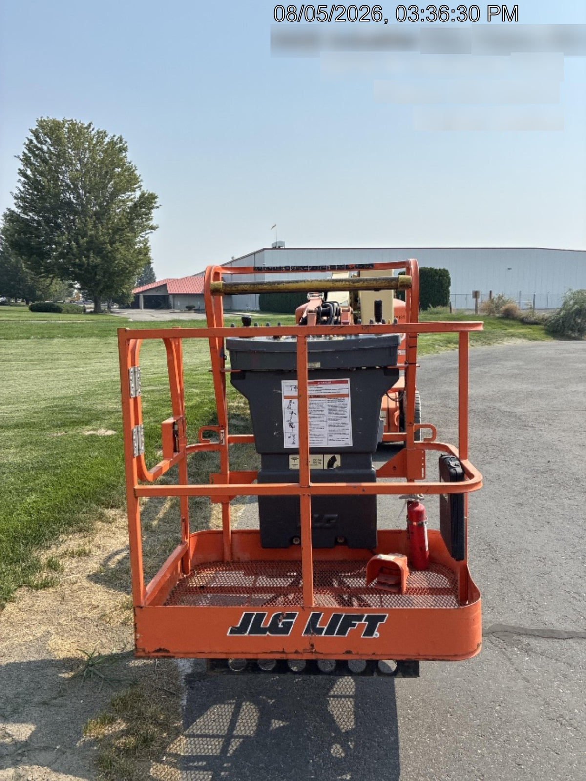 2019 JLG E400AJPN
