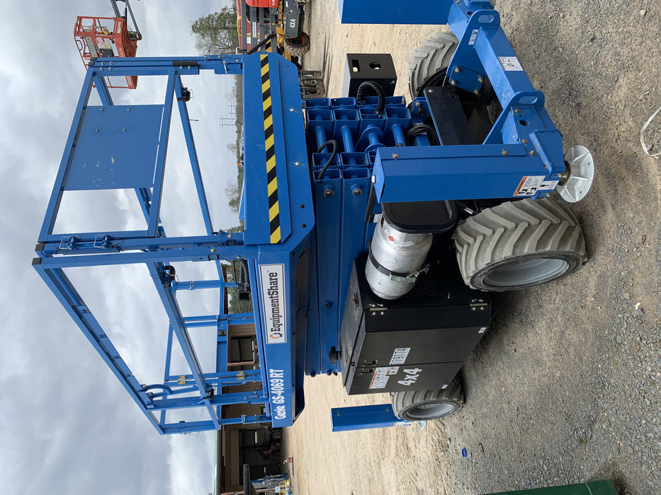 2020 GENIE GS-4069 RT