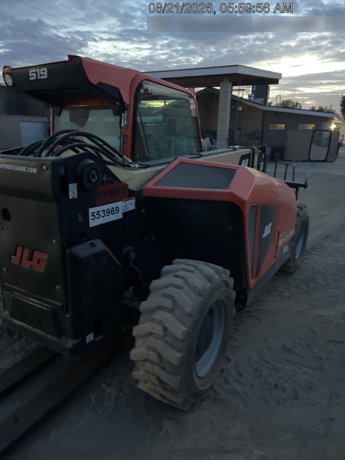 2025 JLG 519
