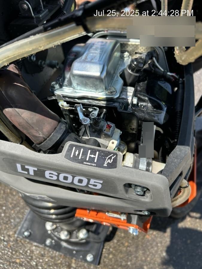 2024 HUSQVARNA LT6005
