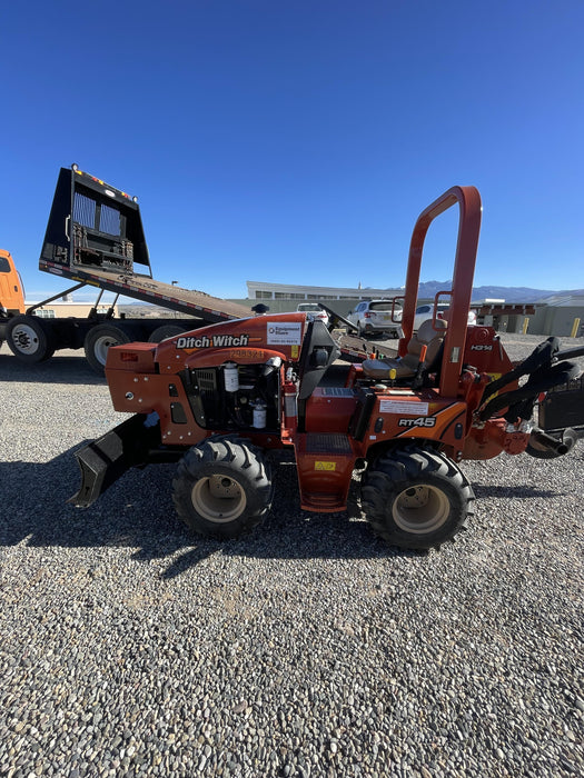 2023 DITCH WITCH RT45A