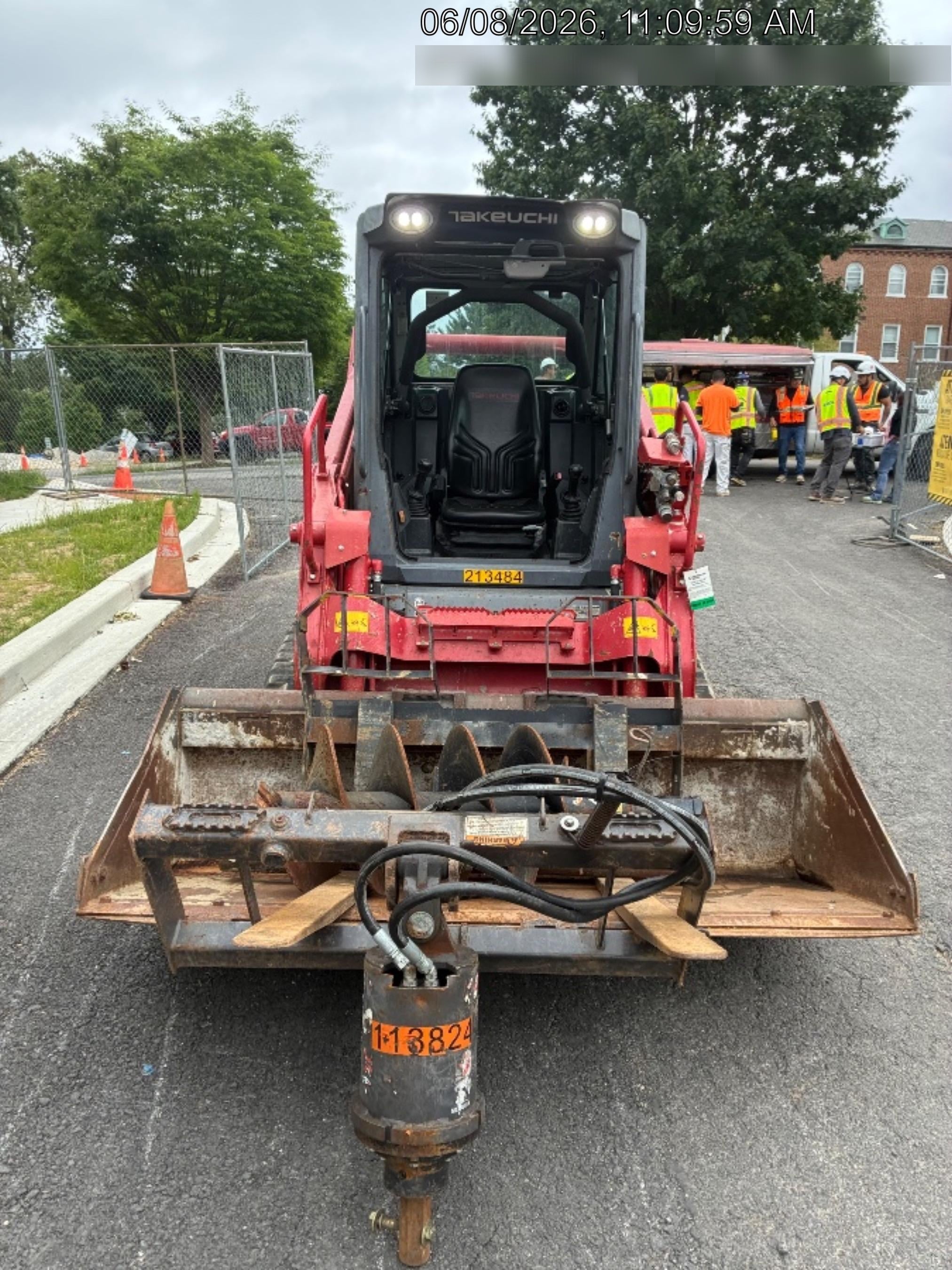 2022 TAKEUCHI TL10V2-CR