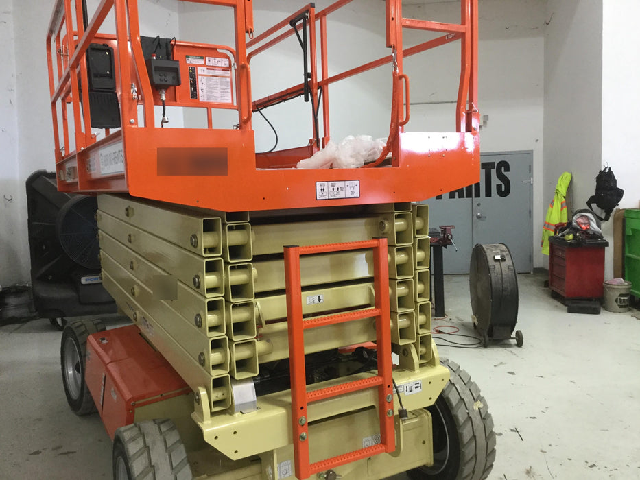 2018 JLG 4069LE