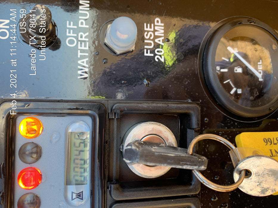 2020 Vac-Tron LP573XDT 24 HP Kohler Diesel Engine (Tier 4 Final), Includes 500 Gallon Debris Tank w/ Hydraulic Tilt, two (2) 100 Gallon Water Tanks, Low Profile Torsion Axles (12,000 GVWR), Manual Jack