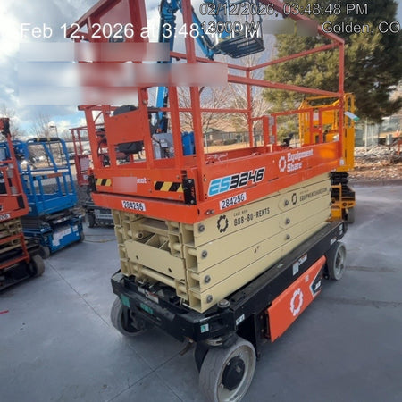2022 JLG ES3246