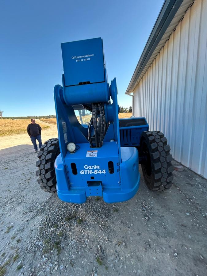2025 GENIE GTH-844