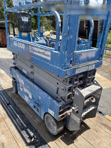 2020 Genie GS-1930 Solid Non Marking Tires, Beacon, Folding rails with half height swing gate