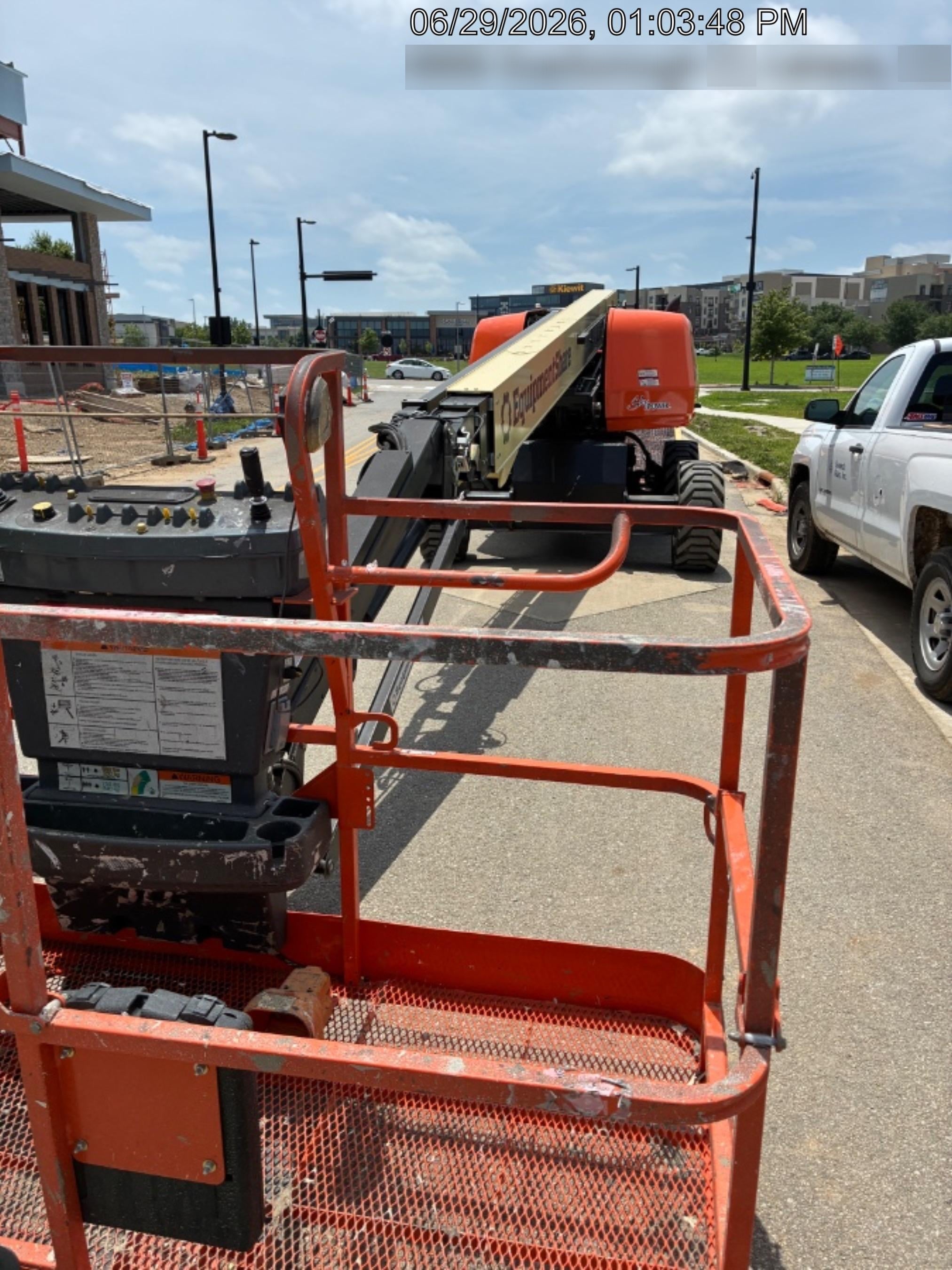 2024 JLG 660SJ