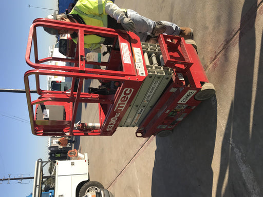 2019 MEC 1330SE MEC 1330SE w/ES Track Hardware, Full Extended 2 Year Warranty