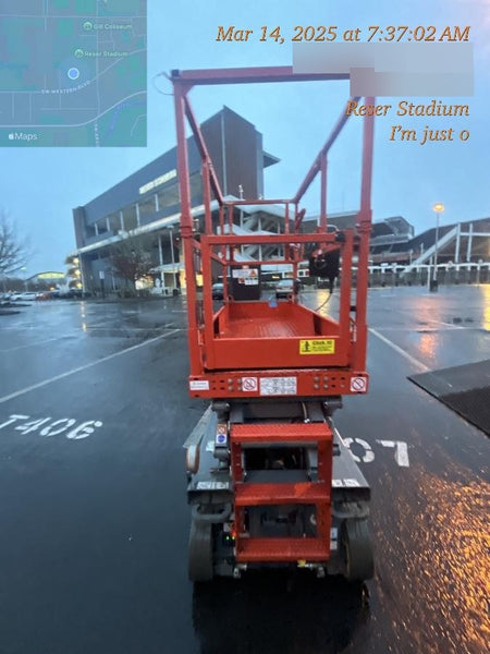 2020 Skyjack SJIII-3219 Solid NM Tires, Half height spring hinged entry gate, Dual Beacons, 800W Inverter