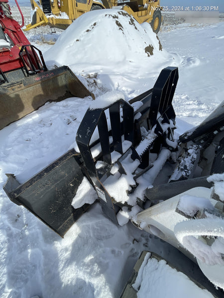 2022 TAKEUCHI 48" Pallet Forks - Takeuchi