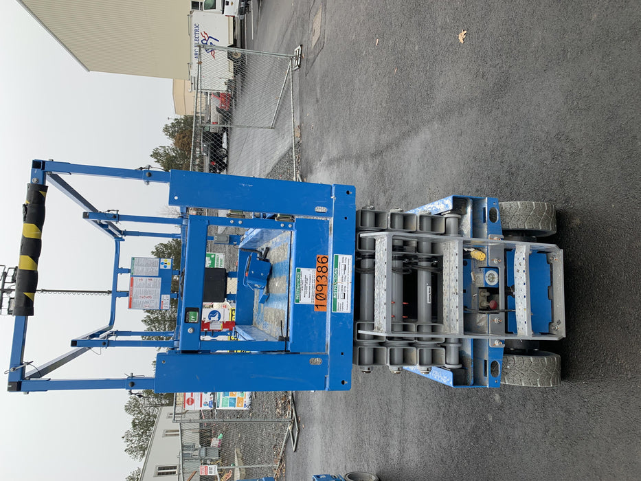 2020 Genie GS-2632 Solid NM Tires, Folding Rails with Half-Height Swing Gate, Beacon, 800W Invertor