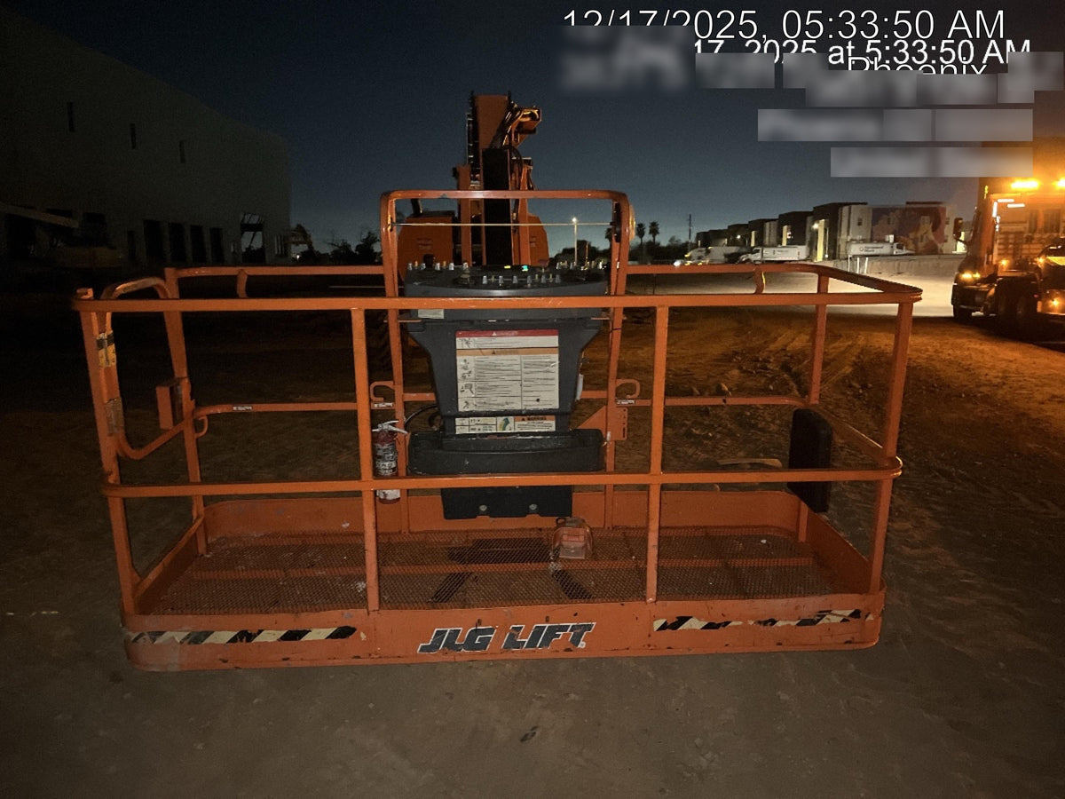 2022 JLG 860SJ