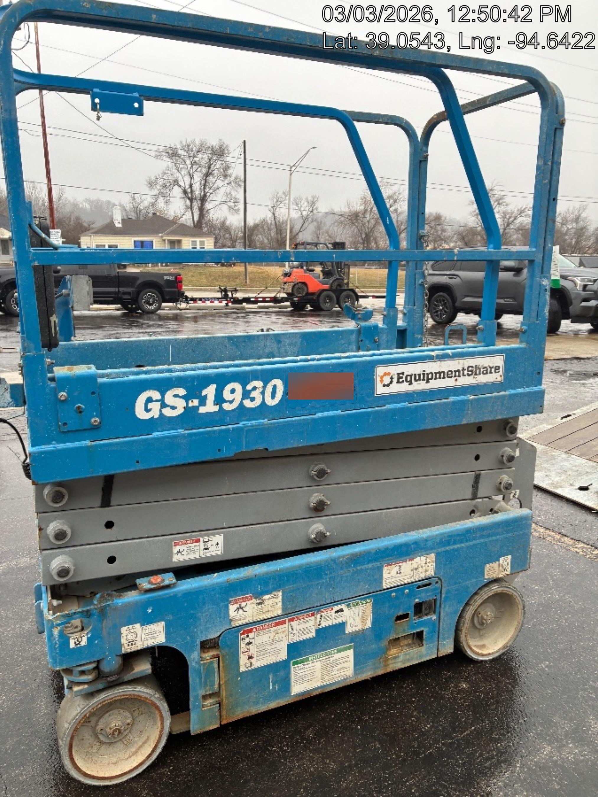 2019 Genie GS-1930 Fixed rails with chain Entry