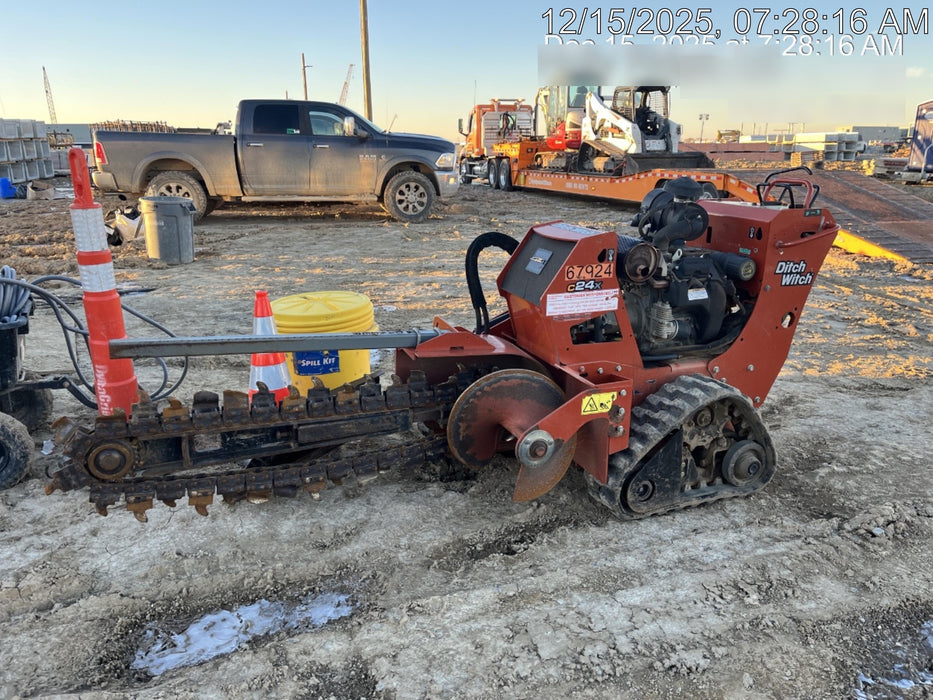 2020 DITCH WITCH C24XA
