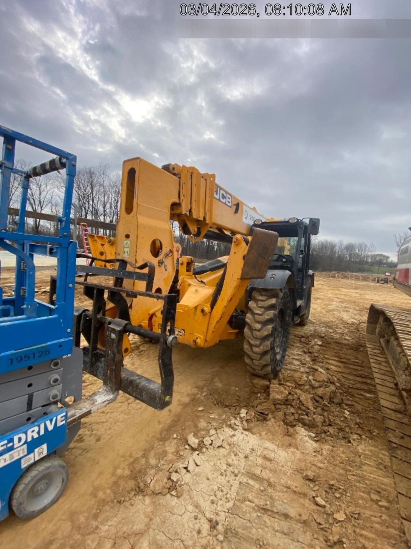 2019 JCB 512-56 109 HP w/Open ROPS, Beacon, Aux Hydraulics, Worklights, Solid Tires 60" Carriage/Forks