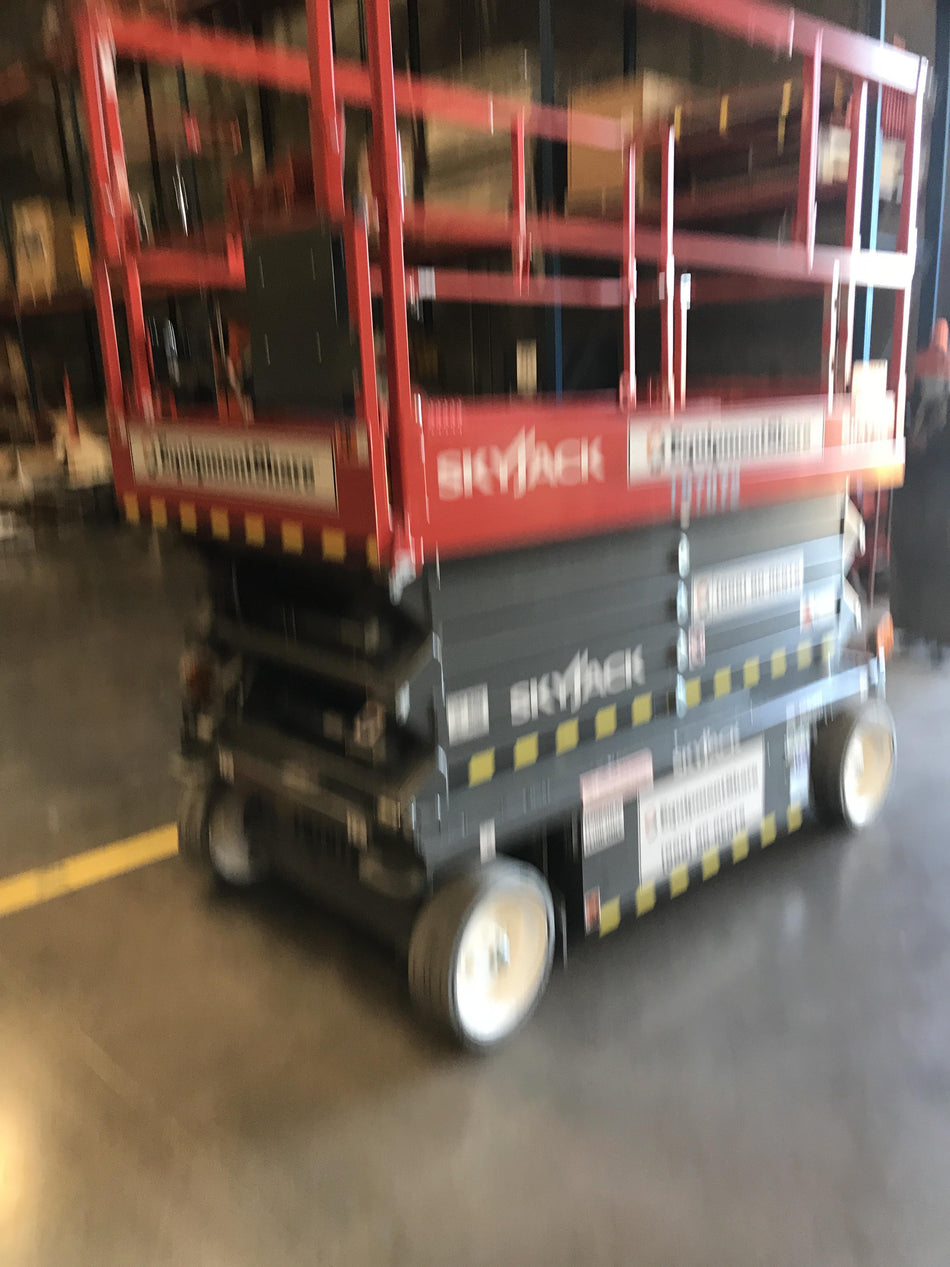 2021 SKYJACK SJ4732