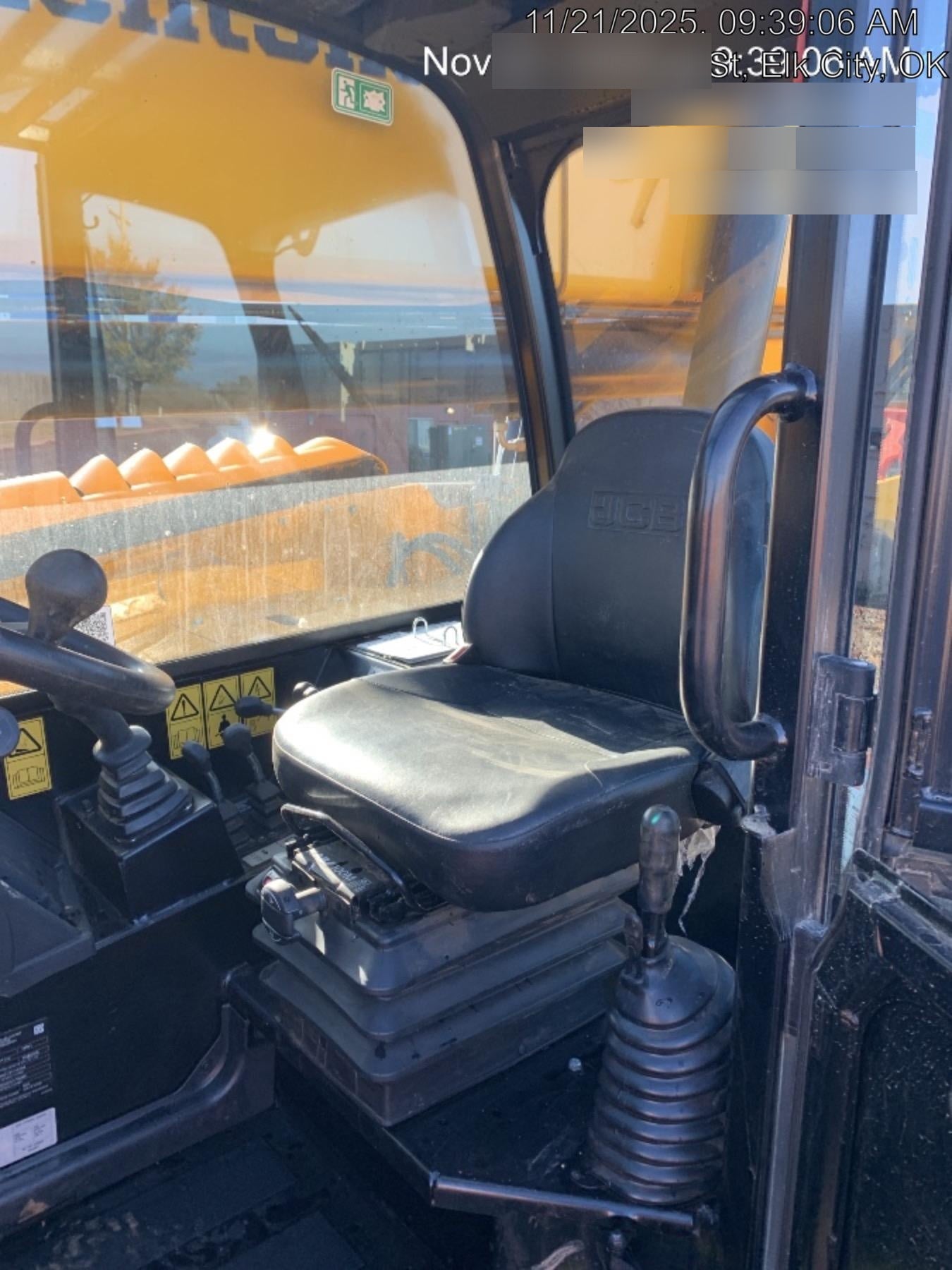 2025 JCB 512-56
