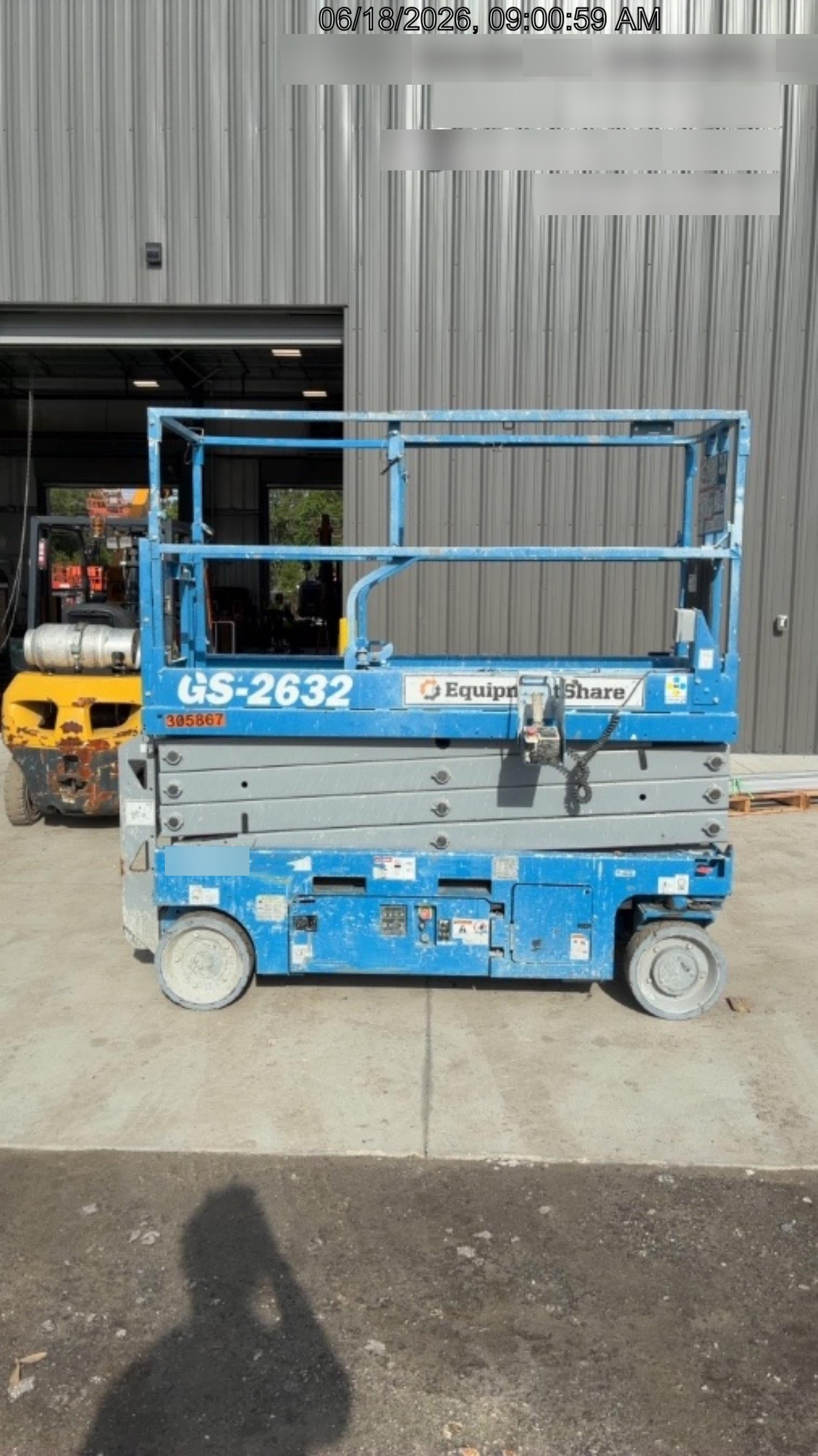 2023 GENIE GS-2632