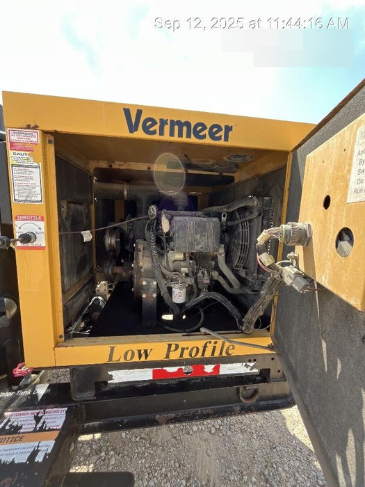 2020 Vac-Tron LP573XDT Tier 4 Kohler Diesel Engine, 500 Gallon Debris Tank w/ Hydraulic Tilt, two (2) 100 Gallon Water Tanks, Low Profile Torsion Axles (12,000 GVWR), Manual Jack Trailer