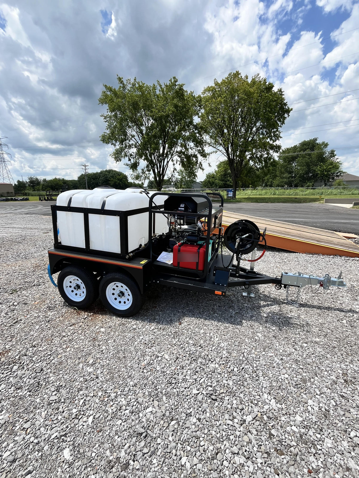 2025 MI-T-M HS-3505-1MGH-UR
