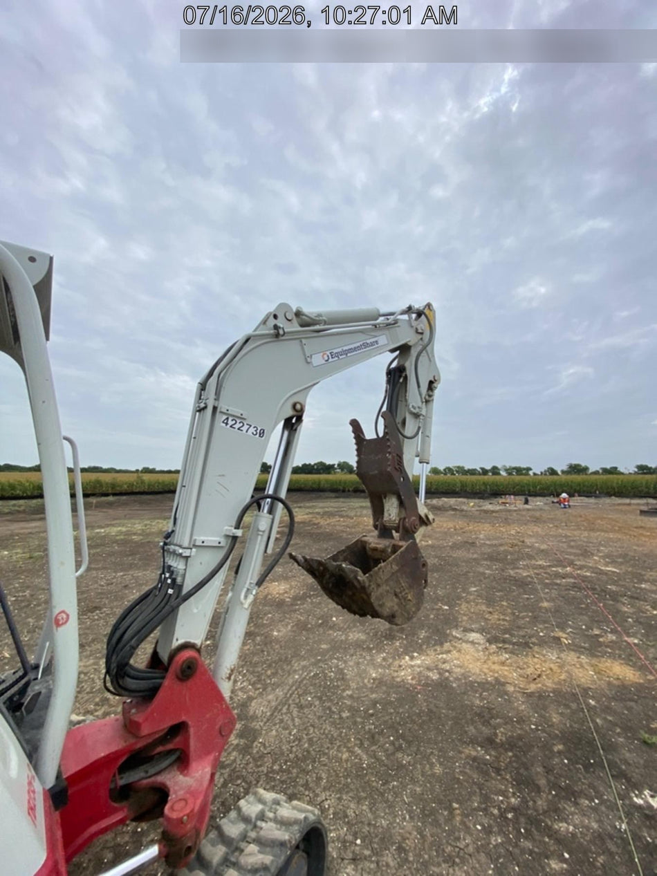 2024 TAKEUCHI TB235-2R