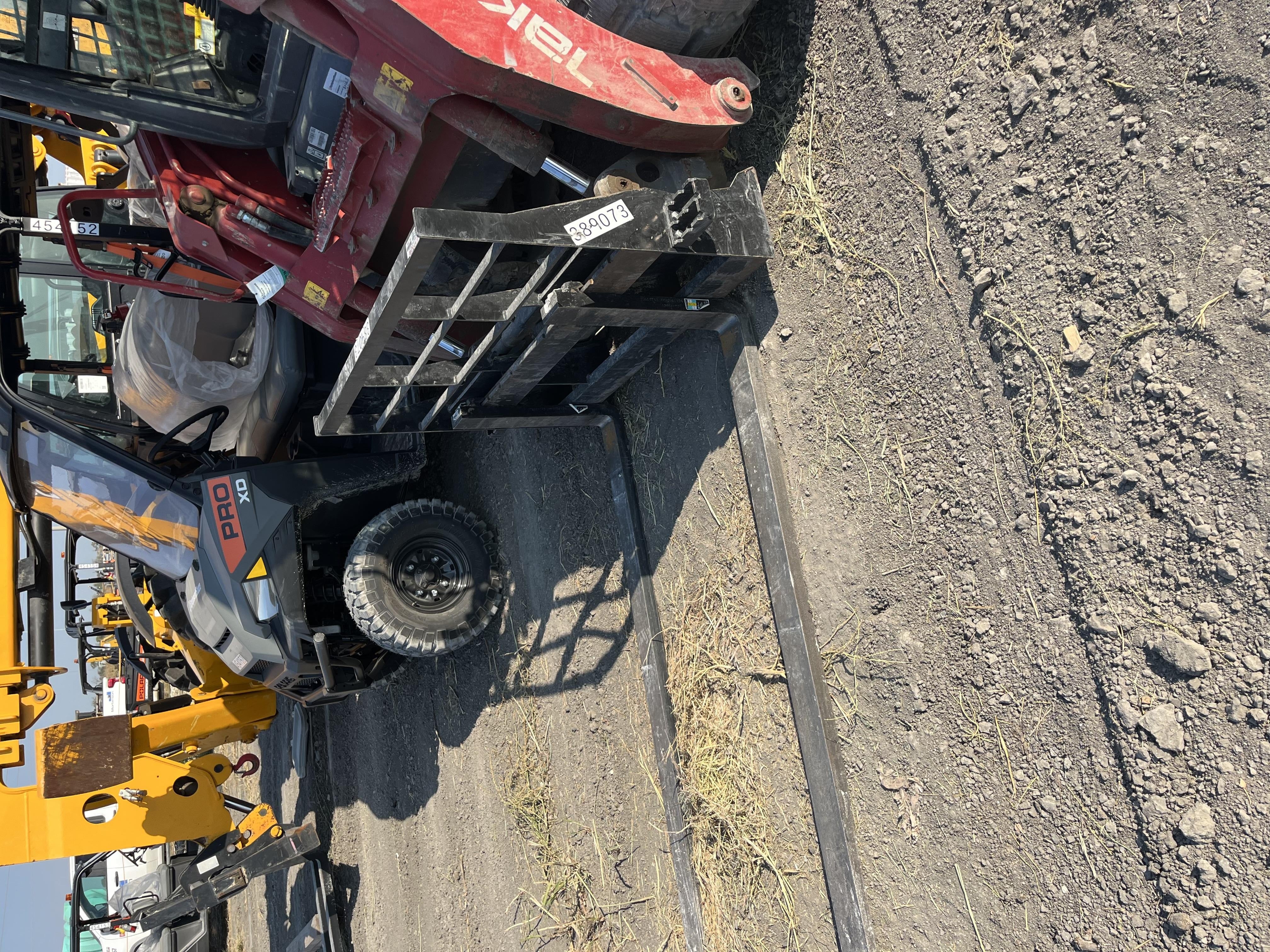 2020 PALADIN 72" Skid Steer Forks