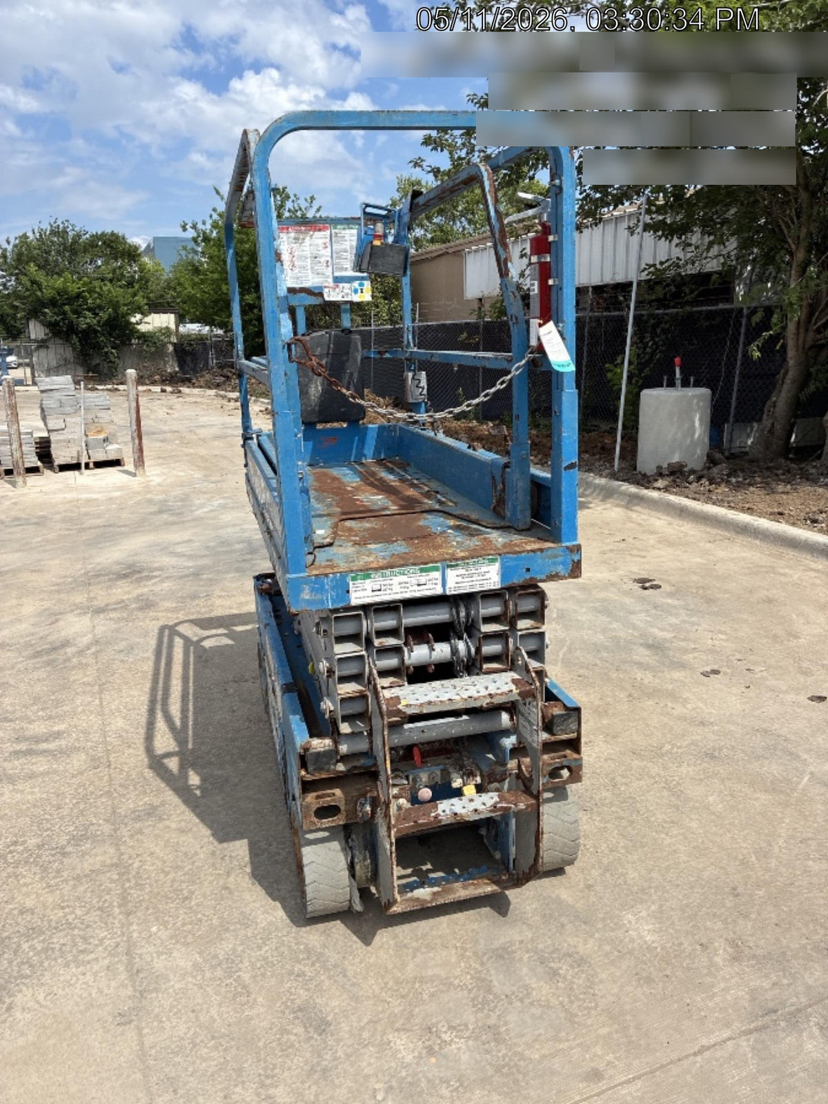 2017 Genie GS-1930 Genie GS-1930 Lift w/Fixed Rail and Chain Entry