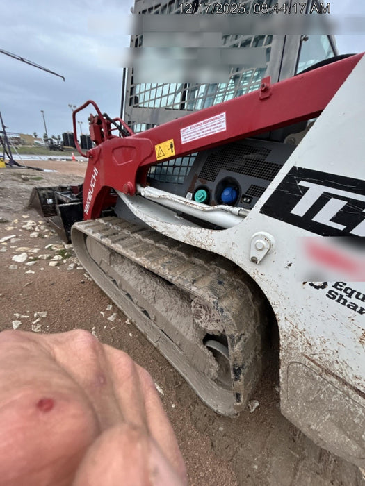 2020 Takeuchi TL12R2-CR Cab/Heat/Air, Hydraulic QC