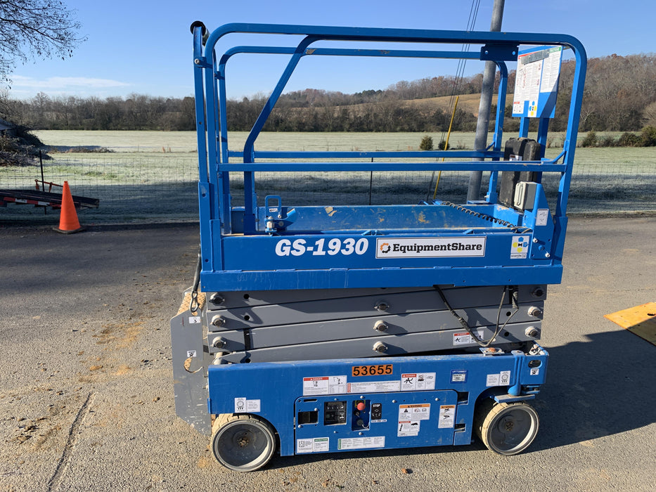 2019 Genie GS-1930 Fixed Rails with Chain Entry