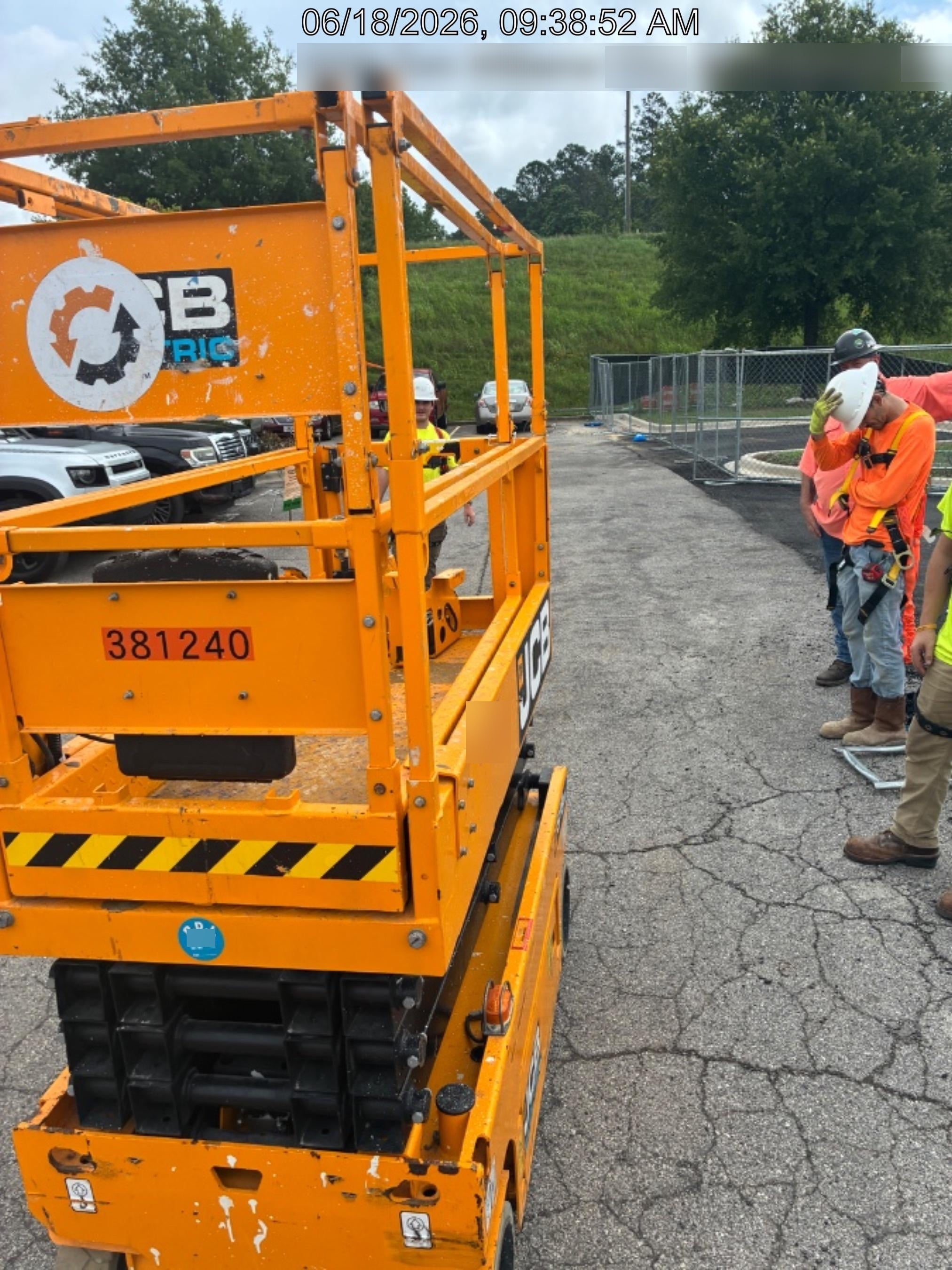 2024 JCB S1932E