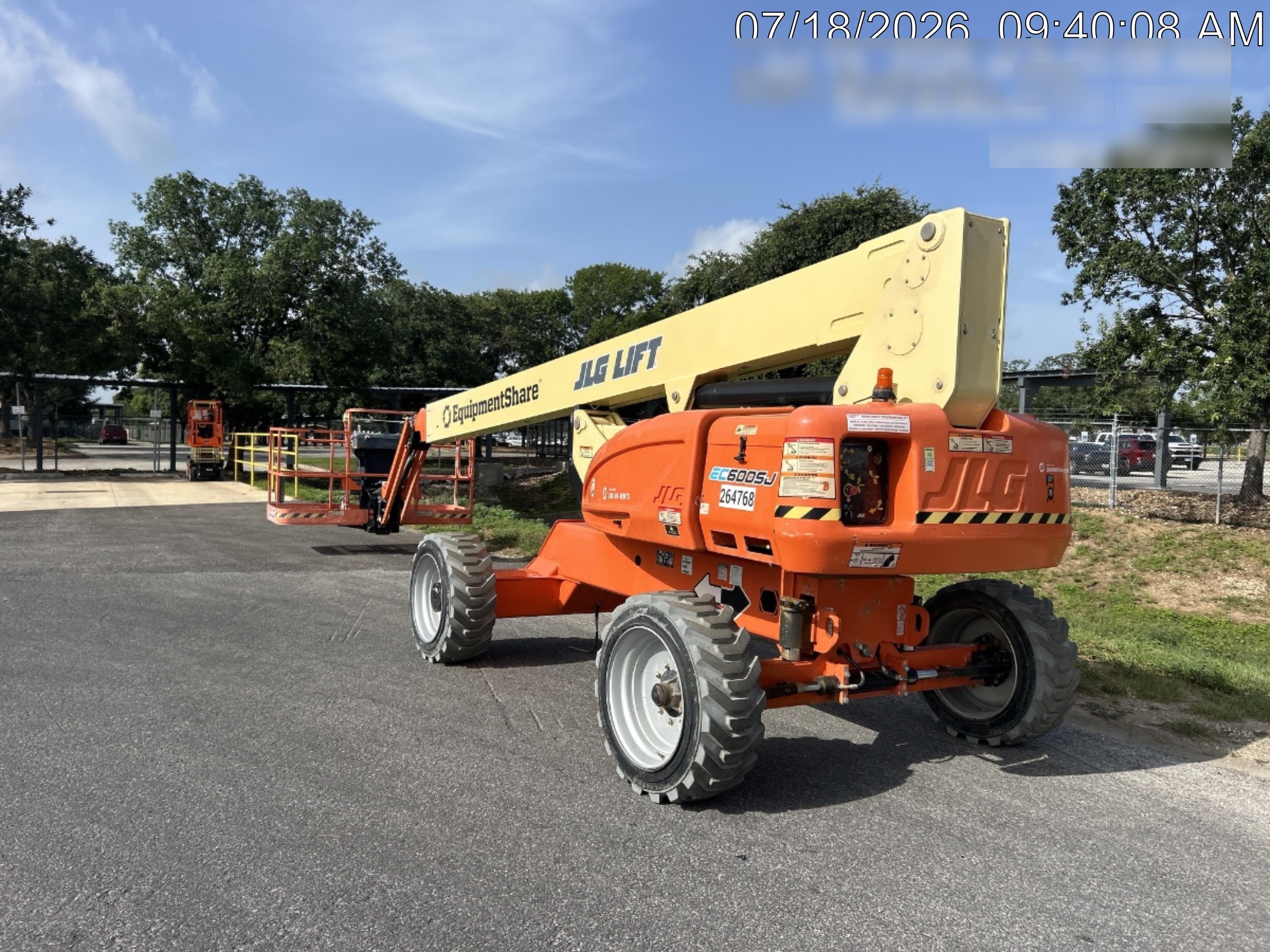 2022 JLG EC600SJ