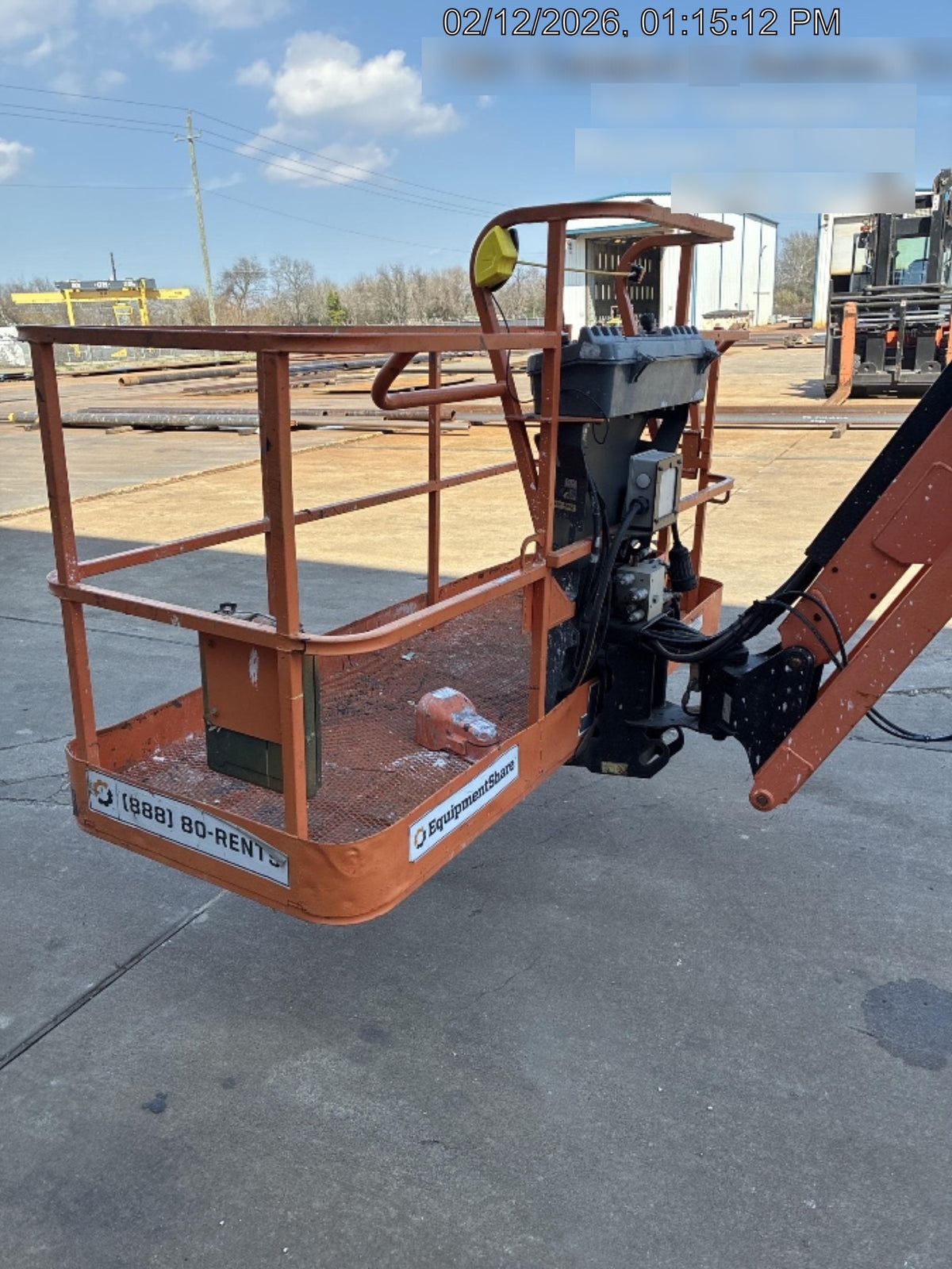 2019 JLG 800AJ