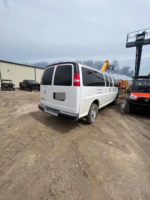 2023 CHEVROLET Express Van - Rental